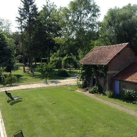 La Maison De L'epousee Bed & Breakfast 3*